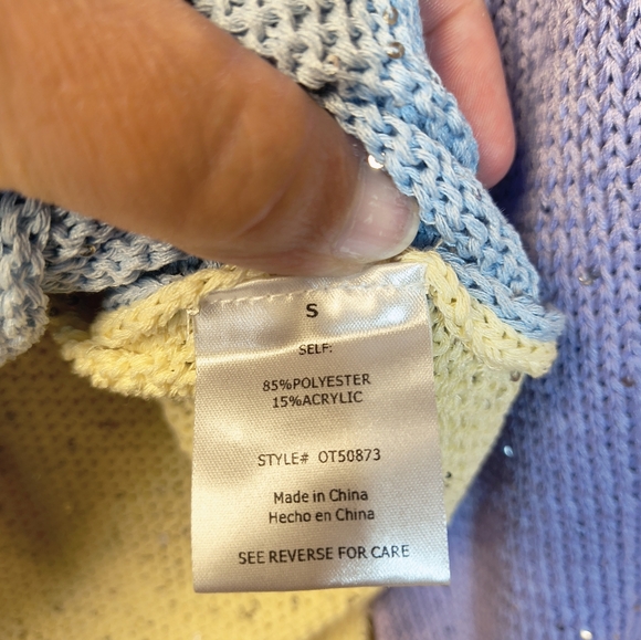 GeeGee Pastel Colorblock Crewneck Sweater - Blue, Yellow & Lavender, Size Small - Picture 6 of 6